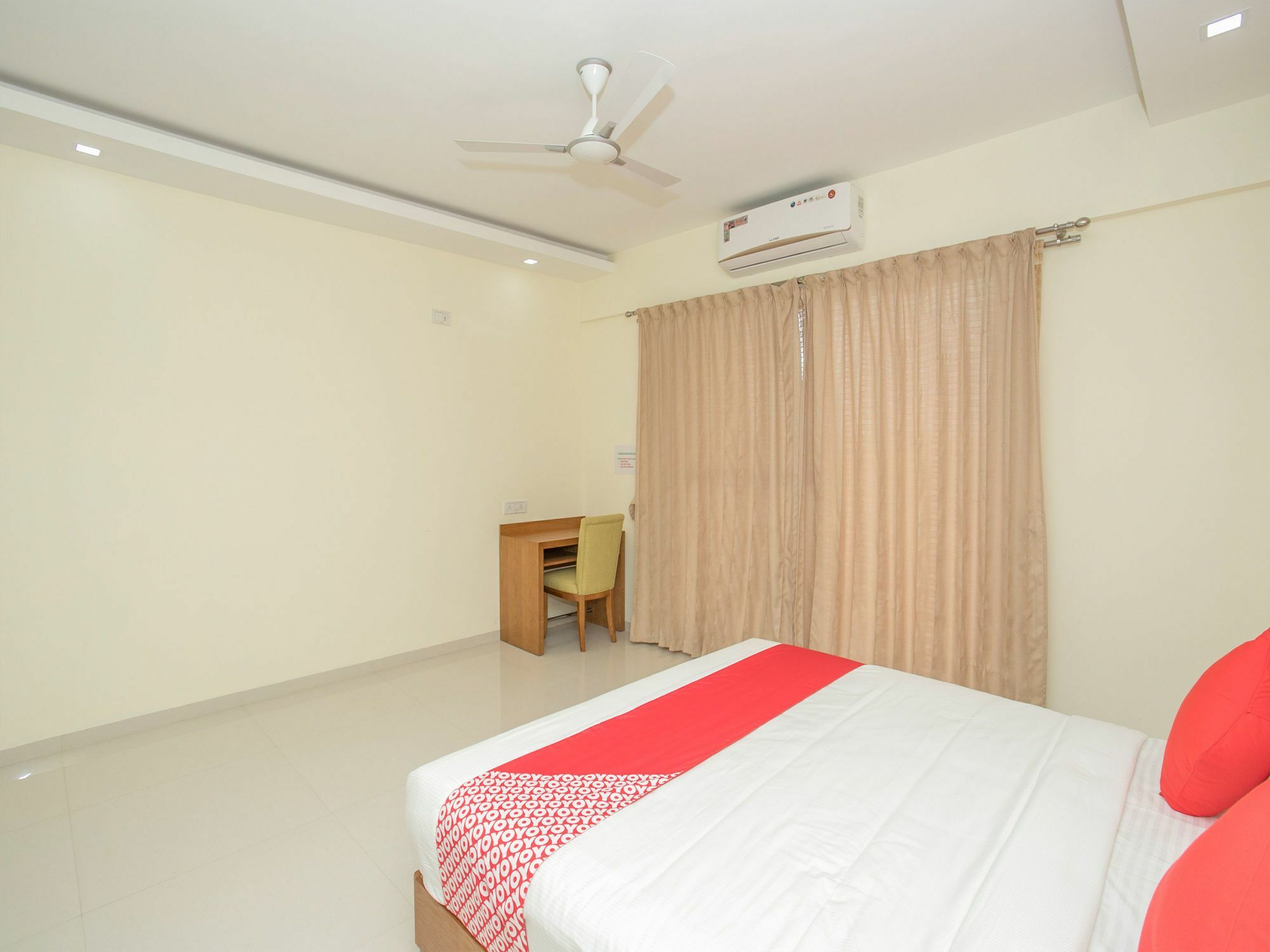 Treebo The Galaxy Chandapura Kammasandra Ngoại thất bức ảnh